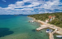 Verunic is a charming coastal town located on the island of Dugi Otok, known for its crystal-clear turquoise waters and picturesque landscapes.