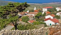 Kolan is a picturesque town located on the island of Pag in Croatia, known for its stunning views of the Adriatic Sea.