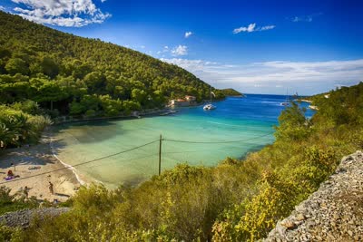 Beach Stoncica, distance from the center of Milna (Vis): 2.78 km