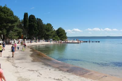 Beach Matlovac, distance from the center of Zdrelac: 1.57 km