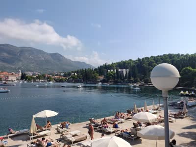 Beach Spinaker, distance from the center of Cavtat: 0.42 km