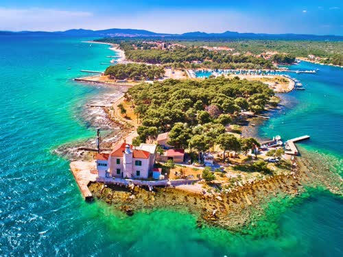 Zlarin, a picturesque Croatian island located in the Adriatic Sea, is a hidden gem waiting to be discovered.