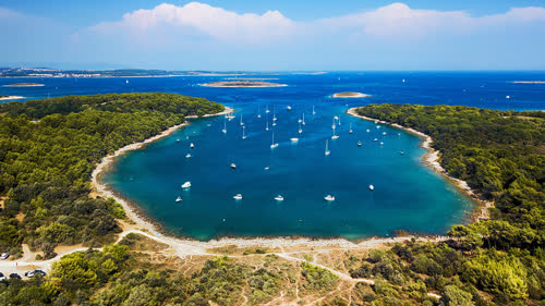 Discover the breathtaking beauty of Croatia's Nature Park Kamenjak. Explore pristine beaches, stunning cliffs, and diverse wildlife in this natural wonderland.