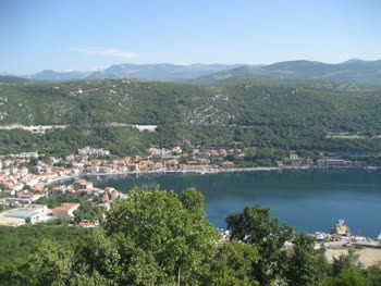Bakarac is a charming coastal town in Croatia known for its picturesque harbor and historic architecture.